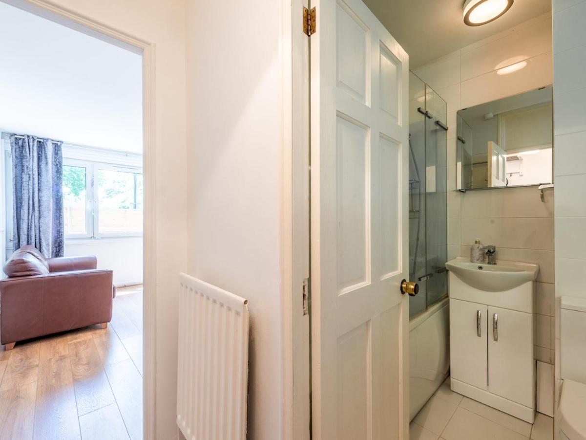 Sootheus - Cosy Surrey Quays Apartment Londres Exterior foto