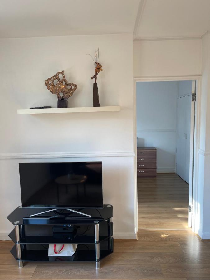 Sootheus - Cosy Surrey Quays Apartment Londres Exterior foto